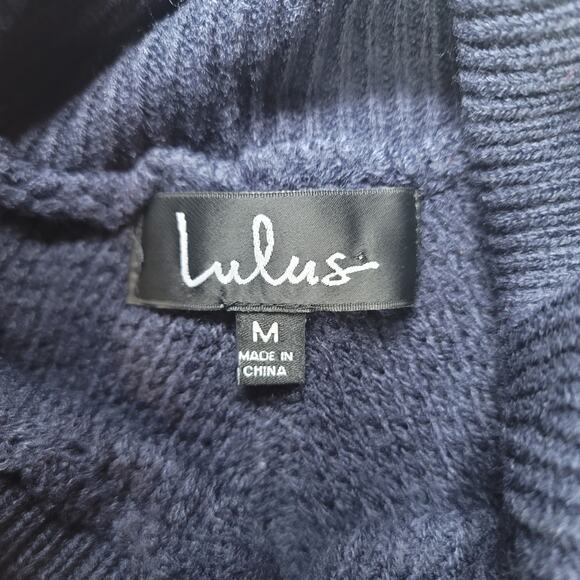 LULU’S Turtle Neck Knitted Sweater Dress. Size M - Picture 9 of 10